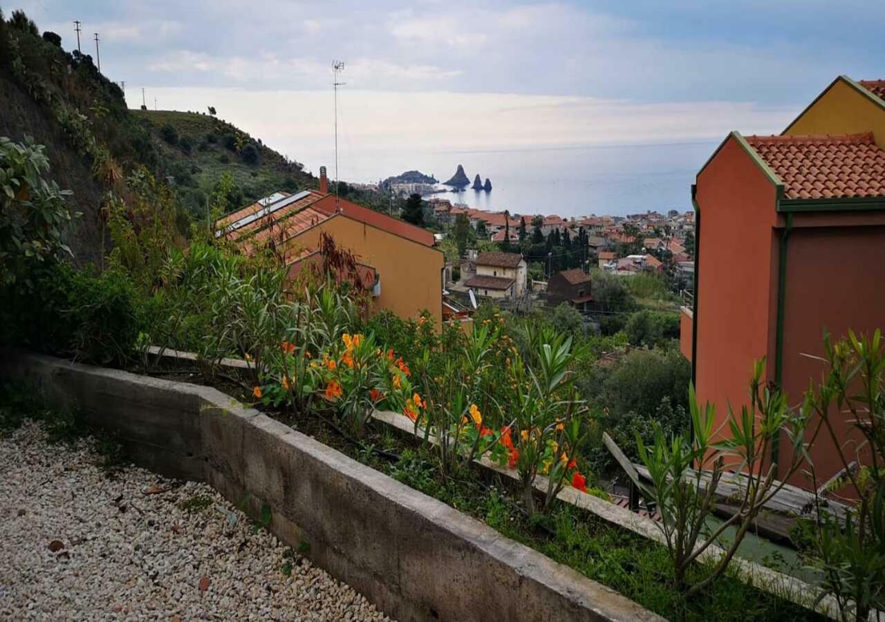 Pupi Catania Etna B&B - #viaggiosiciliano Aci Castello Esterno foto